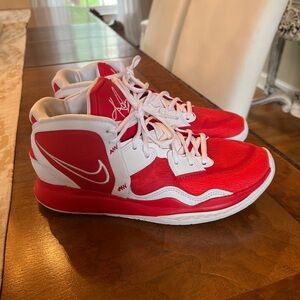 Nike Kyrie Infinity TB University Red/White Men’s size 9.5
